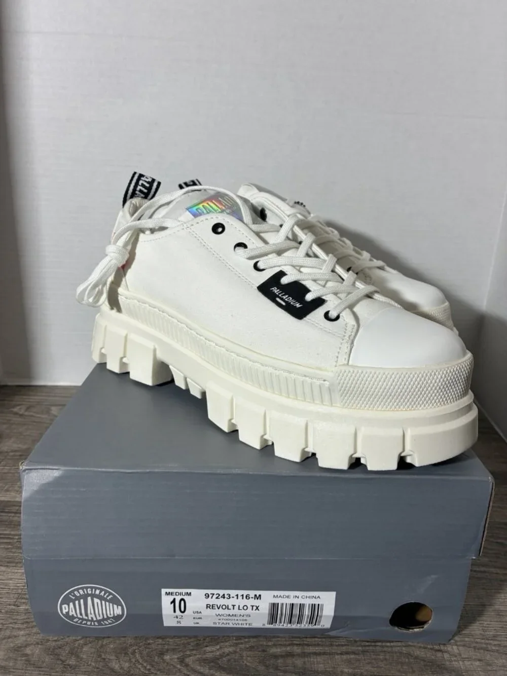 Palladium REVOLT LO TX In Star White Size 10